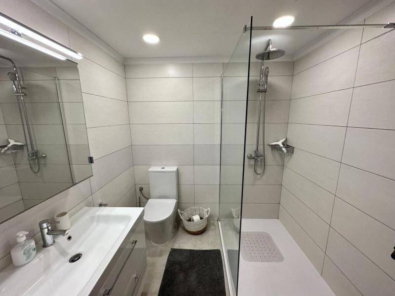 Casa Clare - 3 Bedroom Apartment In דניה מראה חיצוני תמונה